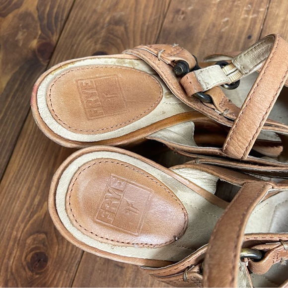 Frye Alexa cross cross tan leather wedge sandals size 9.5M - Picture 6 of 11